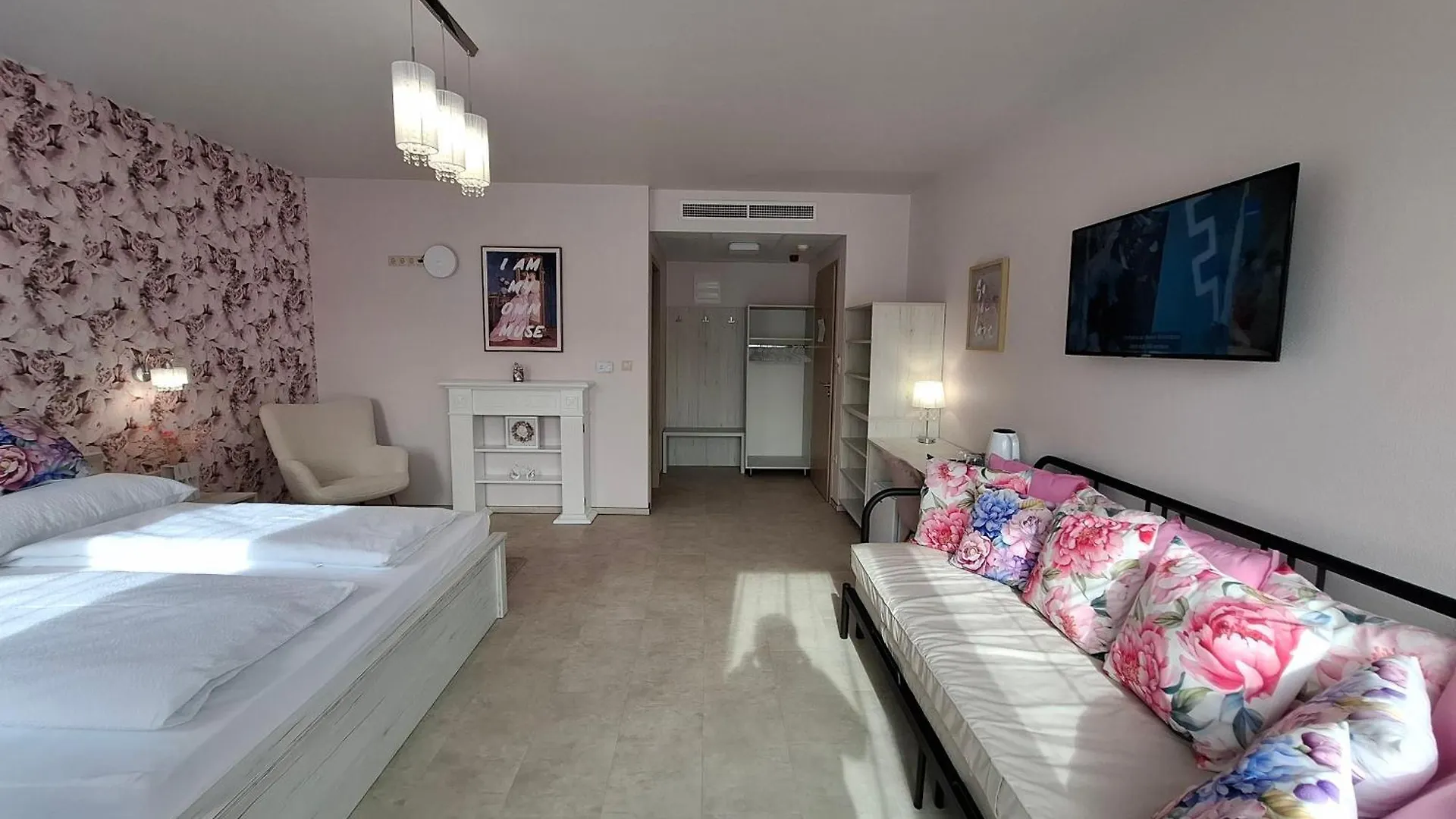 Silver Lodge Boutique Rooms Eger Hungria